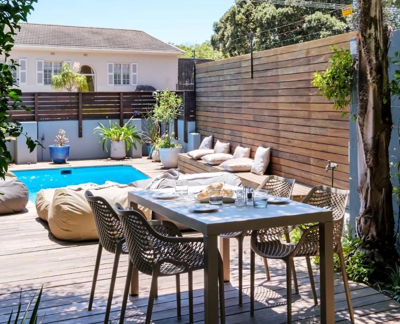 Apartment Central Treasure Cape Town