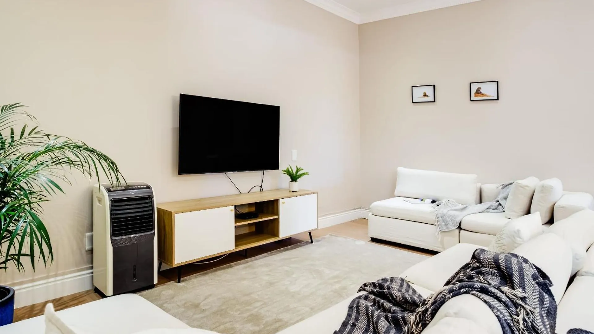 Central Treasure Cape Town Apartment